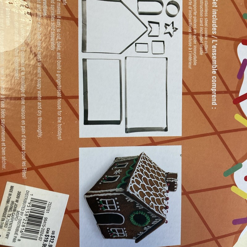 Gingerbread House 9 Piece Cookie Cutter Set - Santa's Sweet Shop - 9 pieces gallery
