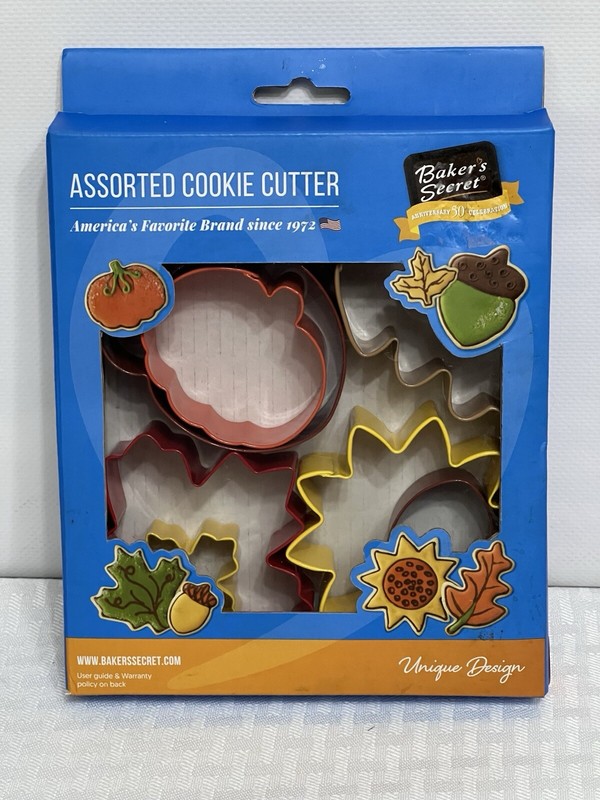 Bakers Street Cookie Cutters Set – Lot of 7 Fall Leaves Acorn Autumn NEW IN BOX