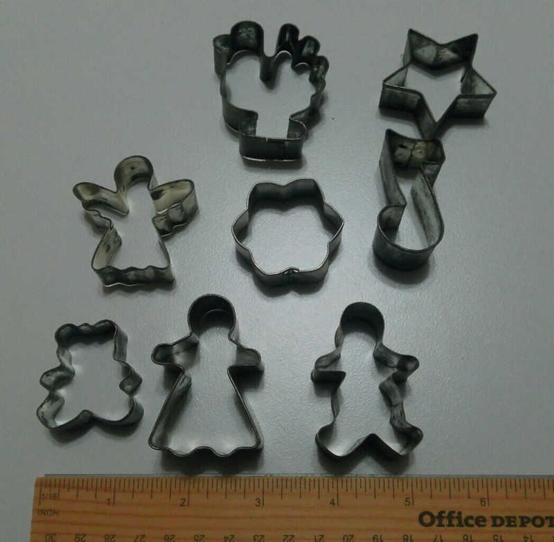 Lot of 8 Vintage Metal Cookie Biscuit Cutters Angel Man Woman Chicken Bear gallery