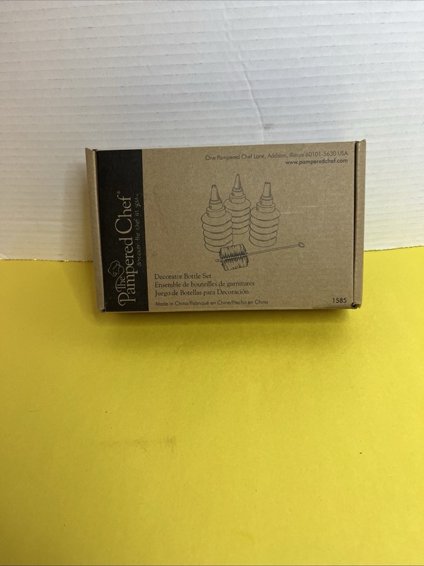 Pampered Chef Easy Accent Decorator Bottle Set #1585 Cookie Cake With Box New
