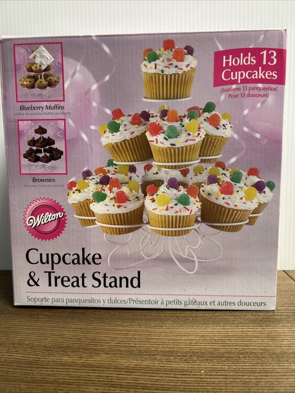 13 Holder Cupcake and Treat Stand from Wilton 834 new