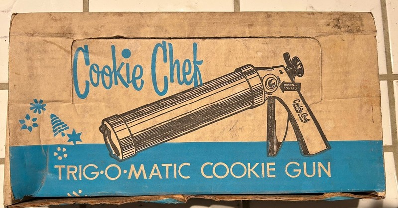 Cookie Chef Trig-O-Matic Cookie Press Set Silver Metal, 10 Items, Handle