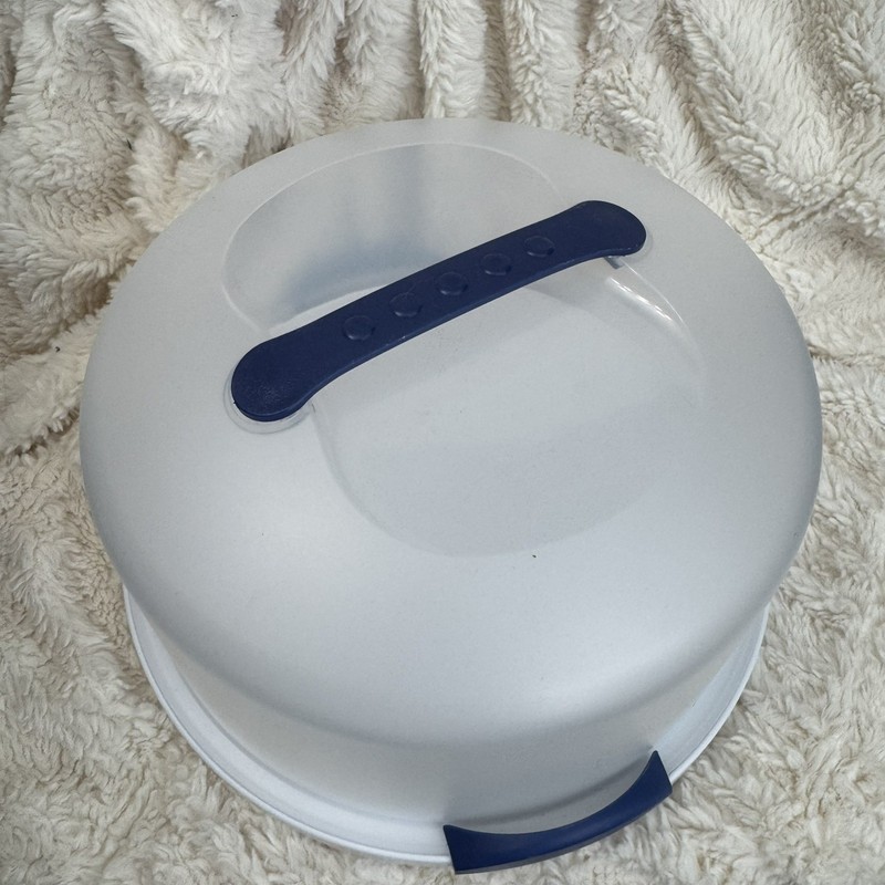 NWOT Sterilite Cake Carrier |Holds 12” Round Cake w/ Lid Cover Blue Handle gallery