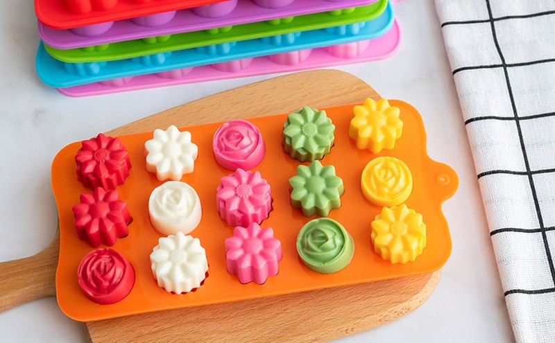 6 Pack Flower Shape Chocolate Candy Molds Silicone, Food-Grade Non-Stick gallery