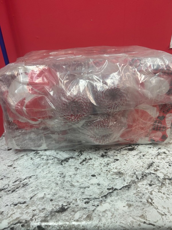Crtiin 480 valentines Day Bakery Treat Cupcake Boxes 5.1 X 5.1 X 3.2 W/ Window gallery