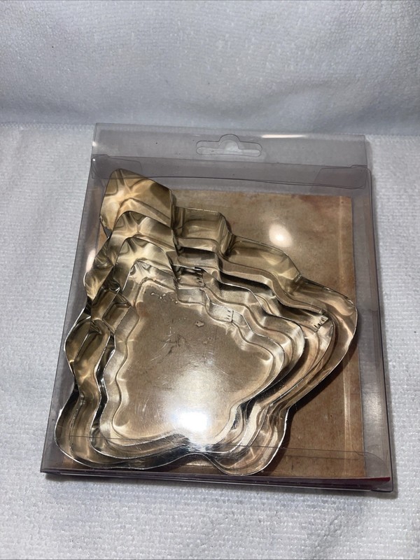 Christmas tree shaped Cookie Cutter 4 Piece Set Christmas Tree Shape