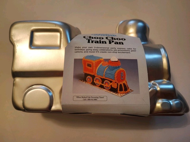 Vintage Wilton Choo Choo Train Cake Pan 1998 3D