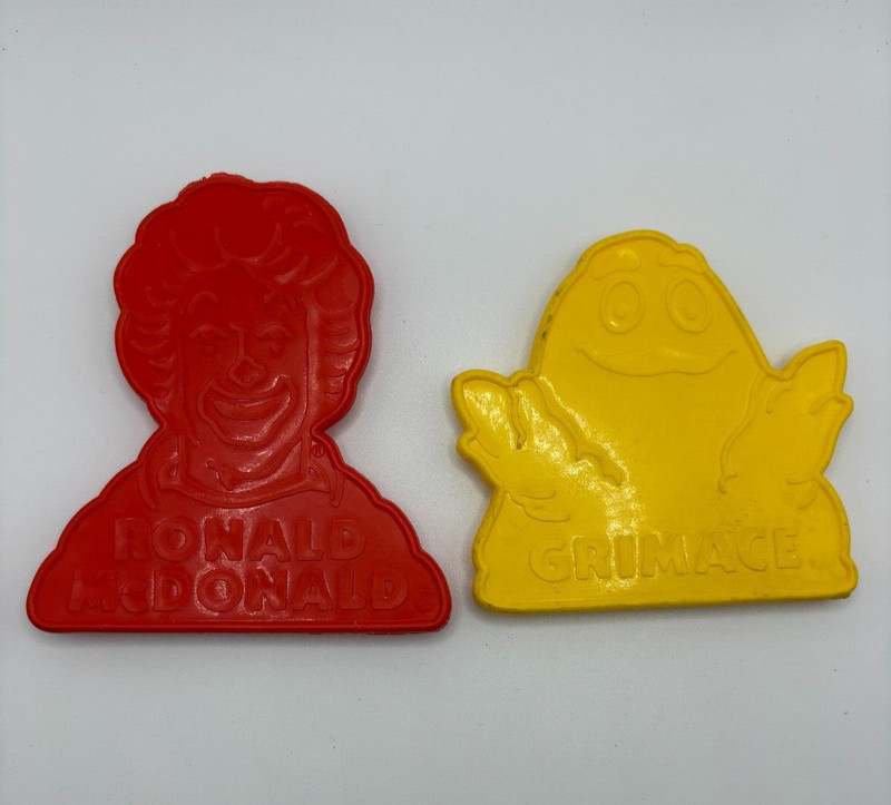 Vintage 1980 McDonald Ronald McDonald & Grimace Yellow Plastic Cookie Cutter Set gallery