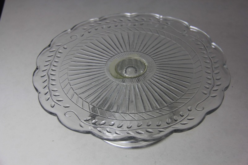 Southern Living at Home Charleston 9" Cake Pedestal Stand gallery
