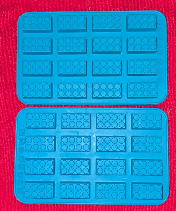 Silicone LEGO Brick Candy Ice Cubes Chocolate Mold 16 Piece/Mold 32 Bricks Total