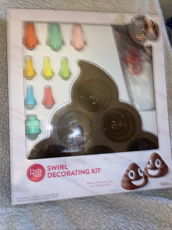 Wilton Swirl Decorating Kit Nerdy Nummies New In Box Never Opened