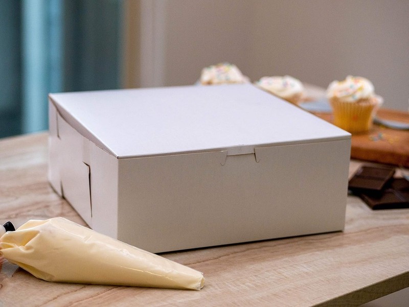 Southern Champion 0977 White Lock Corner Bakery Box gallery