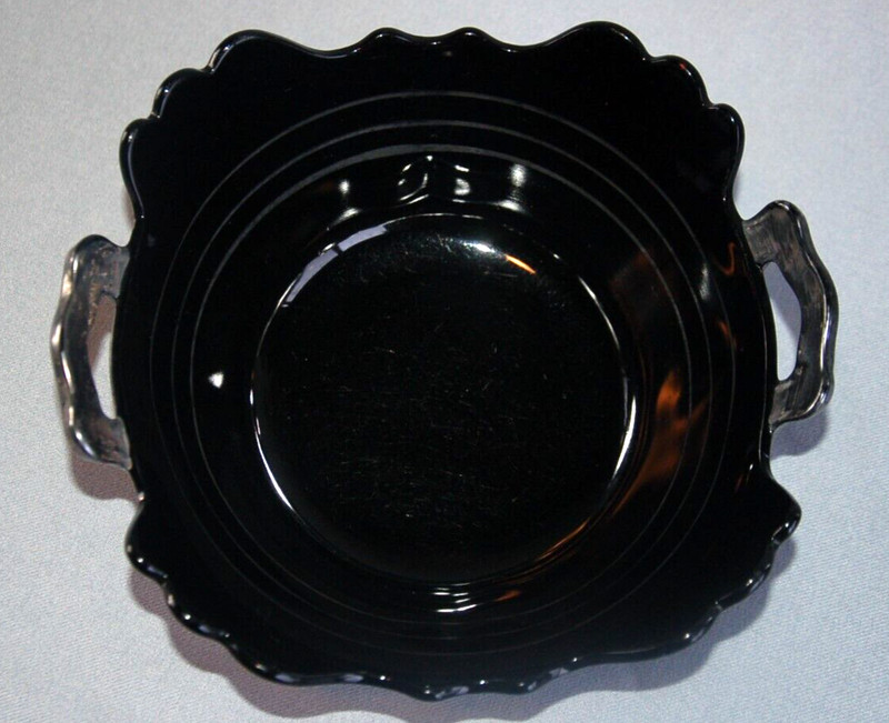 L.E. SMITH Glass ~ Black AMETHYST Serving Bowl, Square w Open Handles ~ Used gallery