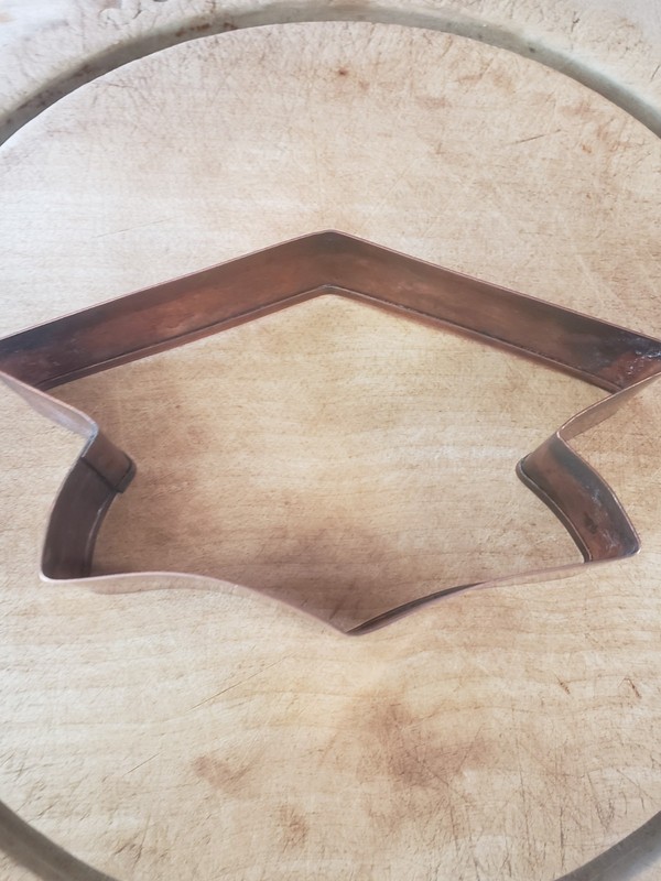 COPPERSMITH RAY BRAMAN HAND MADE RARE COPPER LARGE GRADUATION CAP COOKIE CUTTER gallery