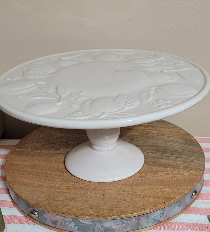 Ceramic Off White Cake Stand Embossed Fruit Pattern
