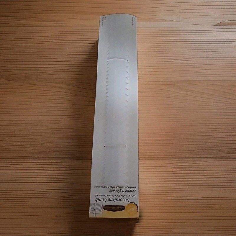 New Wilton Icing/Frosting Decorating Smoother Comb Cake 12" 417-156 gallery