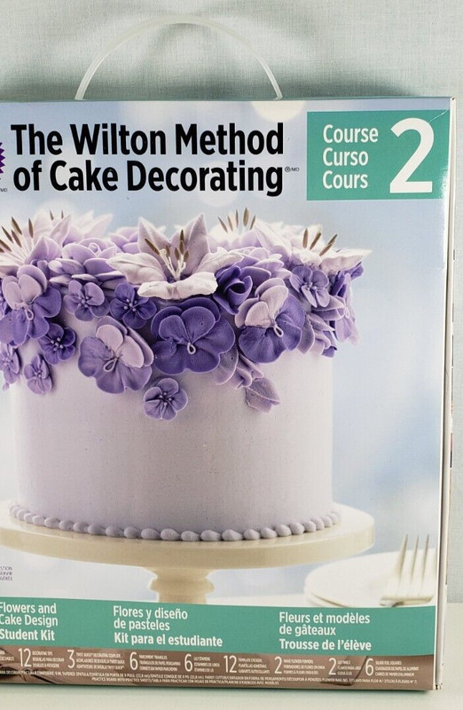 The Wilton Method of Cake Decorating Course 2 Student Decorating Kit 2116-2117 gallery