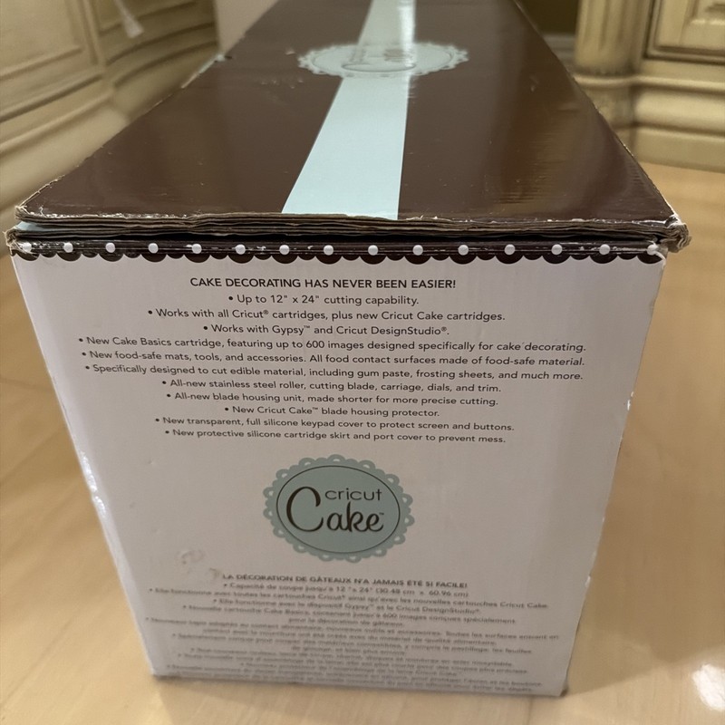 NIB Cricut Cake Personal Electronic Cutting Machine Food Safe Cutting Mat CCA001 gallery