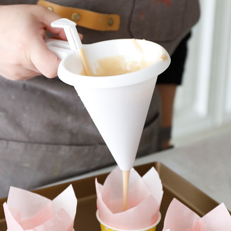 Cream Chocolate Dispensing Funnel Decorating gallery