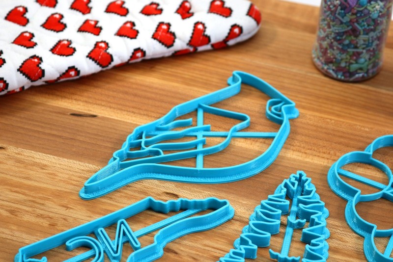 North Carolina Cookie Cutters - North Carolina State, Scuppernong Grapes, Pine gallery