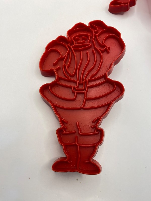 Red Plastic Christmas Cookie Cutters - Set Of 4 - Turkey, Santa, Flag, Dutch Boy gallery