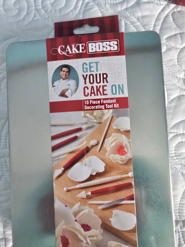 NEW Cake Boss 10 Piece Fondant Gum Paste Decorating Tool Kit Buddy gallery