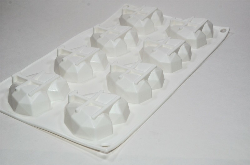 Joho Baking Diamond Heart Shaped Mini Hearts Silicone Baking Mold - 8 Cavity gallery