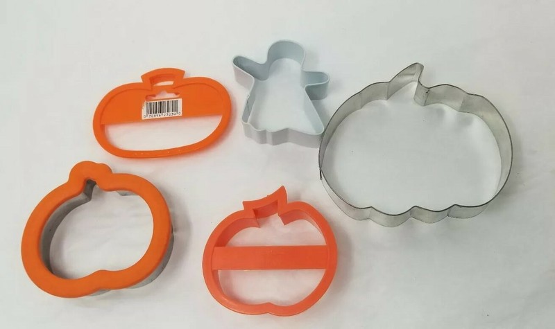 5 Metal and Plastic Halloween Cookie Cutters Pumpkin Ghost