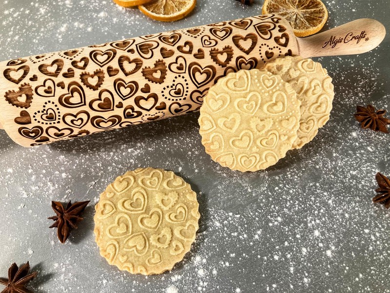 HEARTS EMBOSSING ROLLING PIN WOODEN ROLLING PIN for EMBOSSED COOKIES with LOV... gallery