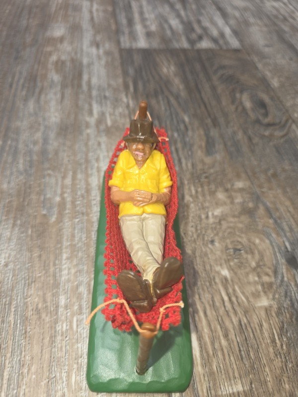 Wilton cake topper Hammock guy 1978 . Cabin Decore Camping. Relaxation. gallery