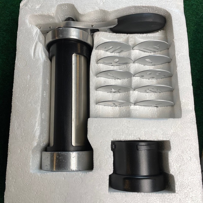 Wilton Cookie Pro 2104-4002 Stainless Steel and Aluminum Manual Press 10 Shapes gallery