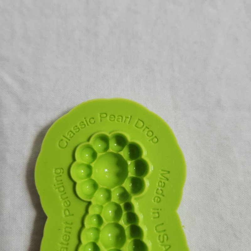 Marvelous Molds Classic Pearl Drop Brooch Silicone Mold Fondant Gumpaste Wedding gallery