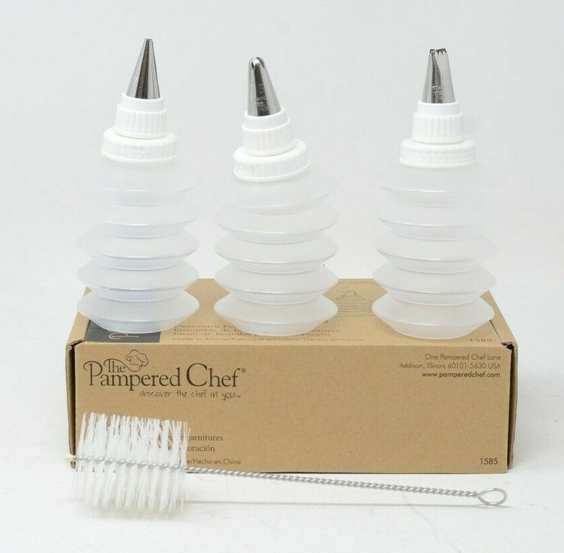 Pampered Chef Decorating Bottle Set gallery