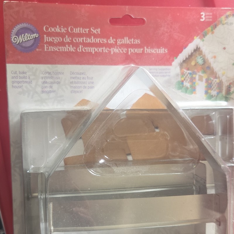 Wilton Metal Cookie Cutter Set House Shape Christmas Theme 3 Piece Easy to Clean gallery