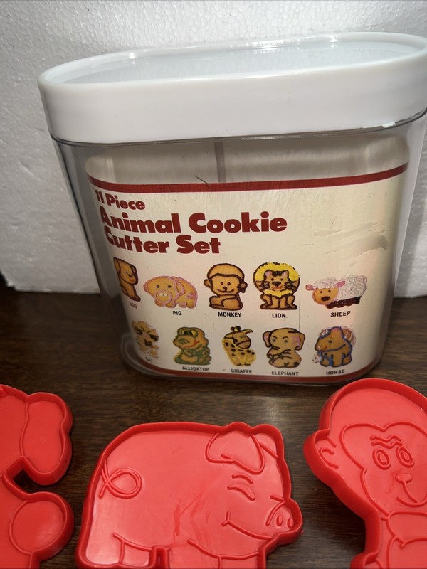 11 Piece Red Plastic Animal Cookie Cutter Set w/ Storage Container & Recipe gallery