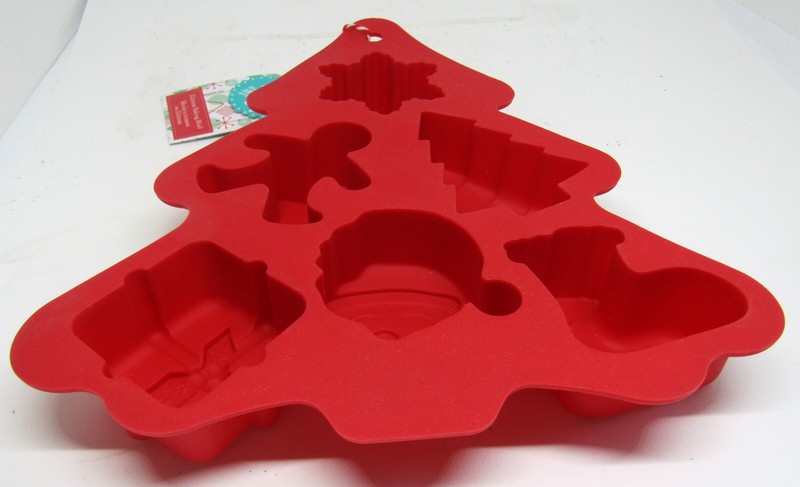 Me, Myself and Elf Silicone Holiday Tree-Shaped Baking Mold. New. gallery