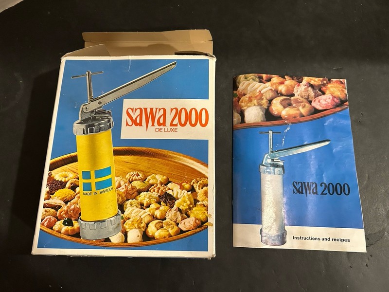 Vintage Sawa 2000 Deluxe Metal Cookie Press Decorator Gun Made In Sweden gallery