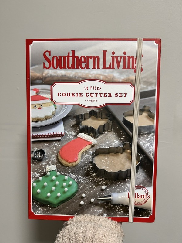 Southern Living 18-Piece Cookie Cutter Set Baking Holiday Shapes