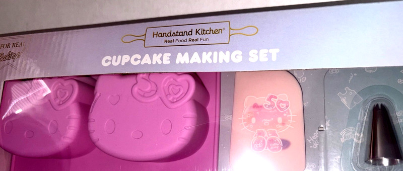 Hello Kitty 5oth Anniversary Cupcake Baking Gift Set Collectors Edition 9pcs New gallery