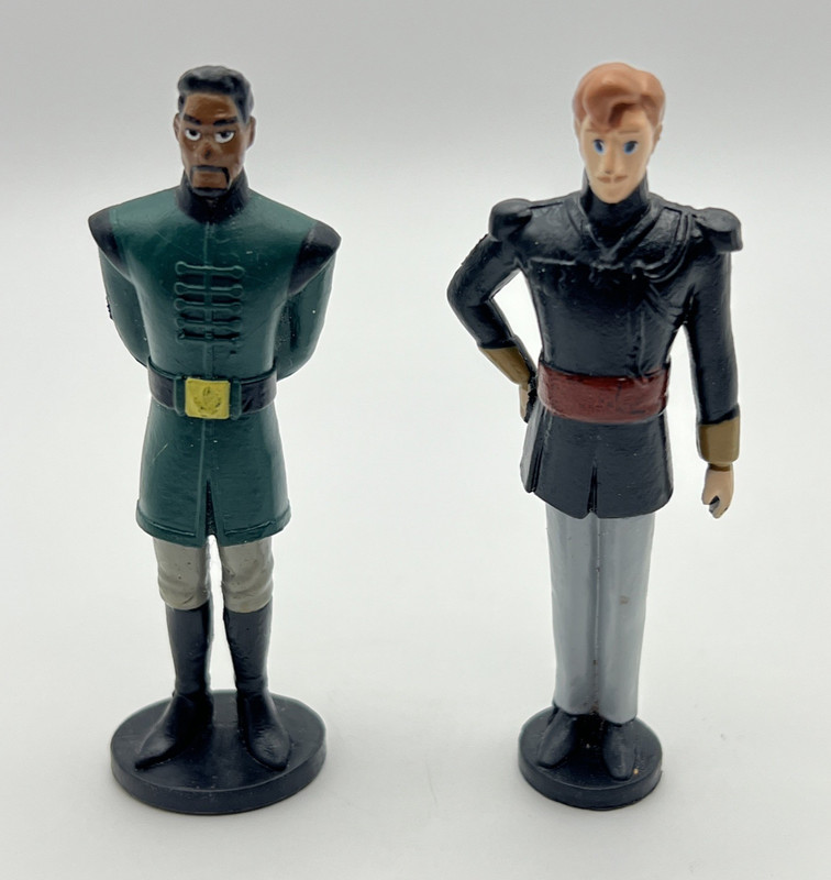 Disney Frozen Lieutenant Mattias & King Agnarr Figures Cake Topper 3”