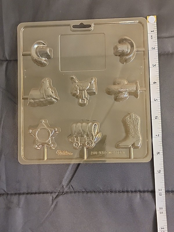 Wilton Western Cowboy Hat Boots House Wagon Chocolate Lollipop Mold Pieces