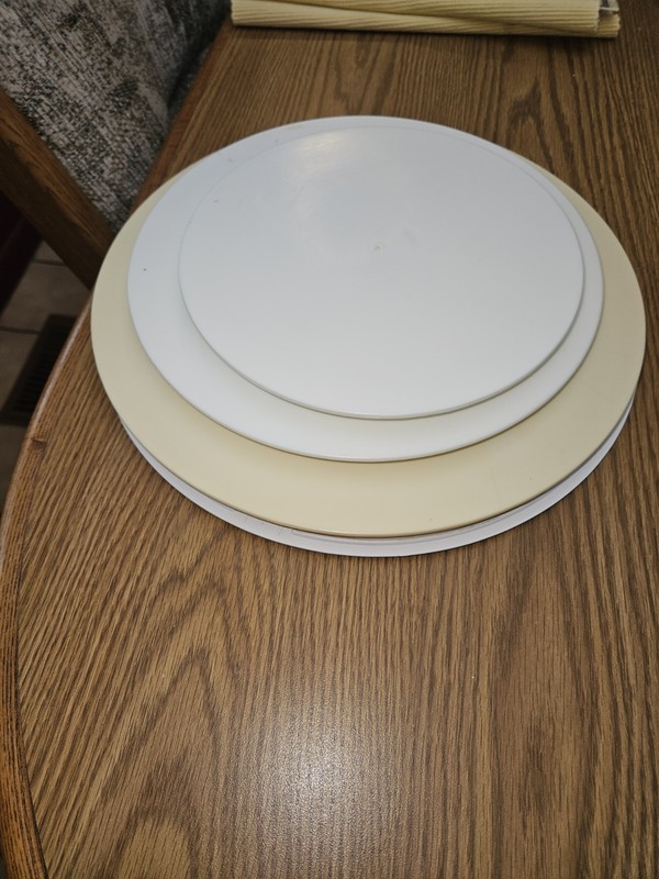 Vintage WILTON MISCELLANEOUS WEDDING CAKE PLATES ,PILLARS AND SUPPORT POSTS. gallery