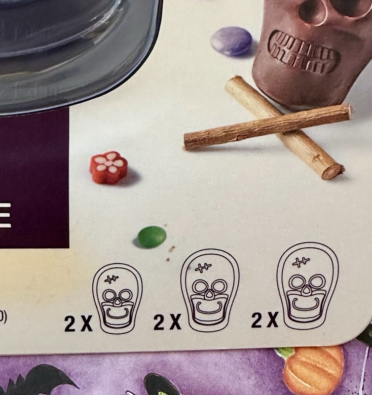 BRAND NEW Mastrad 3-D Chocolate SKULL MOLD - Set Of 3 With 3 Different Sizes gallery