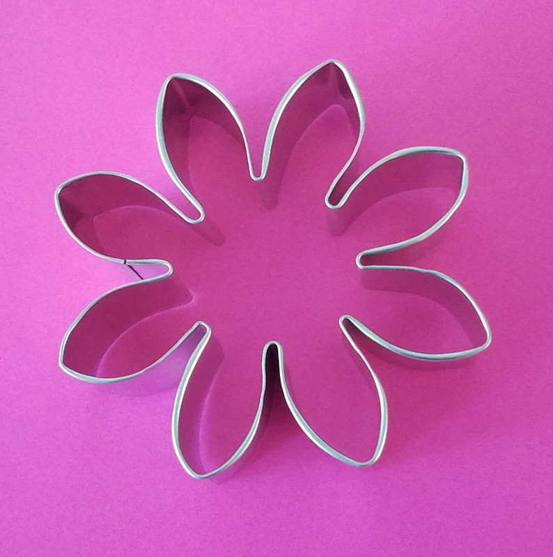 Daisy Cookie Cutter 3″ Flowers Garden Plants Metal NEW