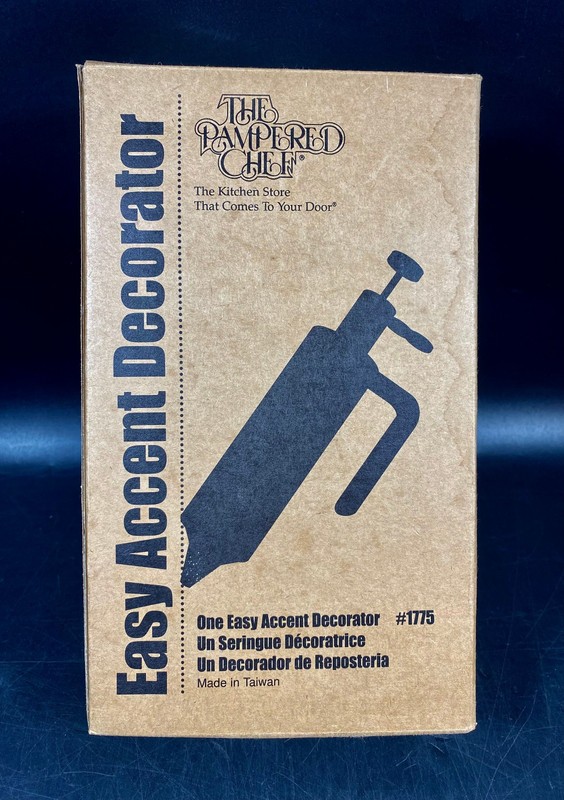The Pampered Chef ~ One Easy Accent Decorator #1775 ~ Cake Deviled Eggs gallery