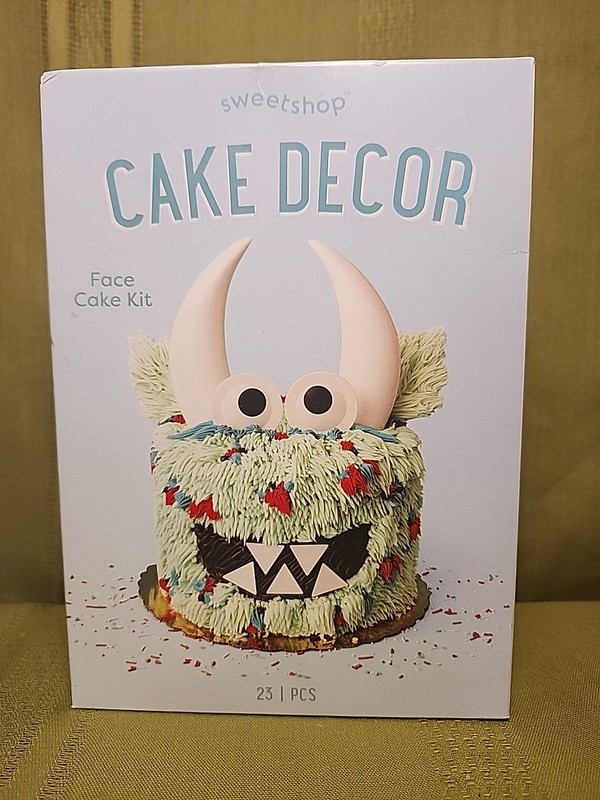 Sweetshop Cake Decor Face Cake Kit