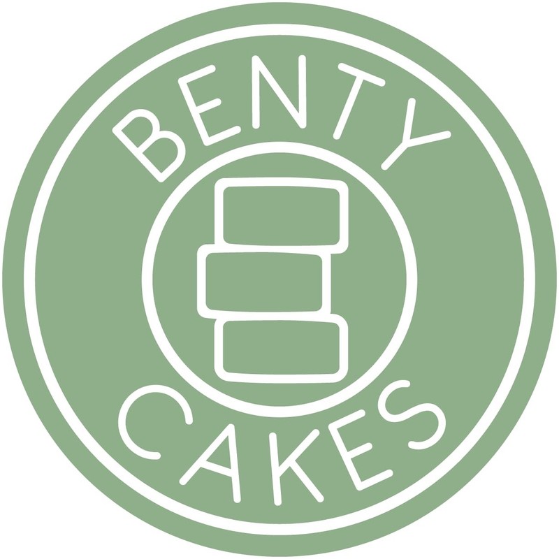 – The Original Cake Puck Bonus Bundle Set – Better than a Cake Pop! Make Choc... gallery