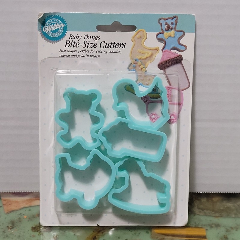 NOS Vintage 1990s Wilton Baby Things Bite Size Cutters set of 5 Shapes 1993 Cute