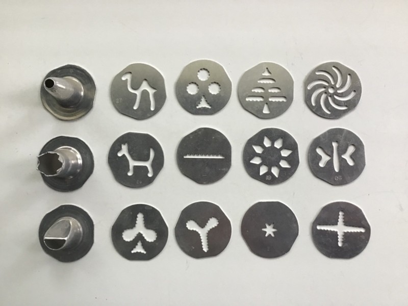 Vintage Mirro Cookie Press REPLACEMENT PARTS ONLY 12 Discs 3 Tips Cooky gallery