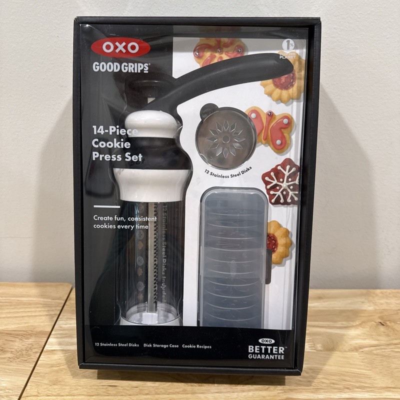 Oxo Good Grips 14pice Cookie Press Set & 6 Pice Cookie Press Christmas Disk Set gallery
